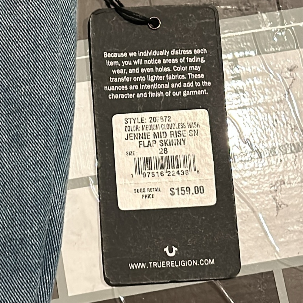 True Religion Jennie Curvy Mid Rise Super Skinny Jean - Picture 5 of 8